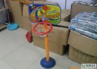 儿童可调节玩具篮球框 街头篮球的乐趣与成长